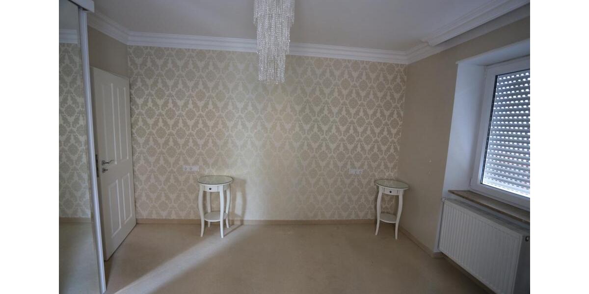 Erdgeschoßwohnung Augsburg Oberhausen - 4 Zimmer, 90 m&sup2;, 1.530&euro; | Angebot:26258732