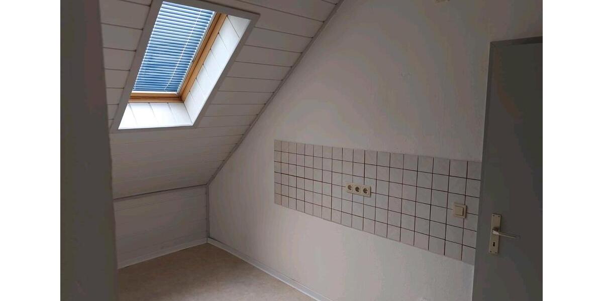 Dachgeschoßwohnung Olbernhau - 5 Zimmer, 70 m&sup2;, 390&euro; | Angebot:26502257