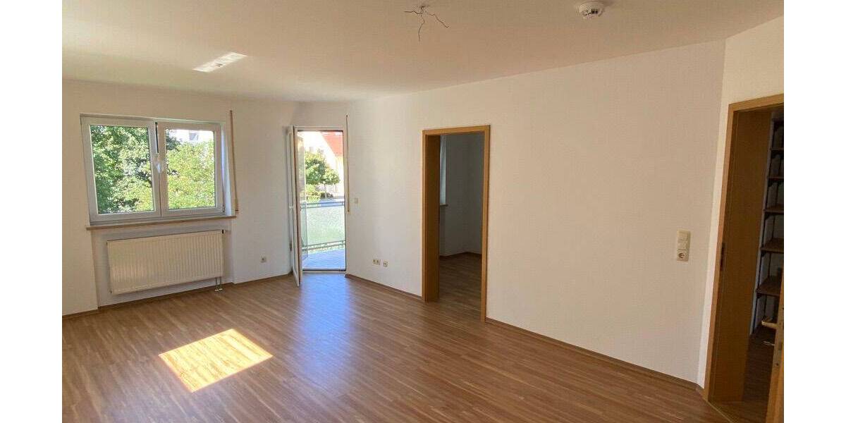 Terrassenwohnung Donauwörth - 3 Zimmer, 73 m&sup2;, 800&euro; | Angebot:26475129