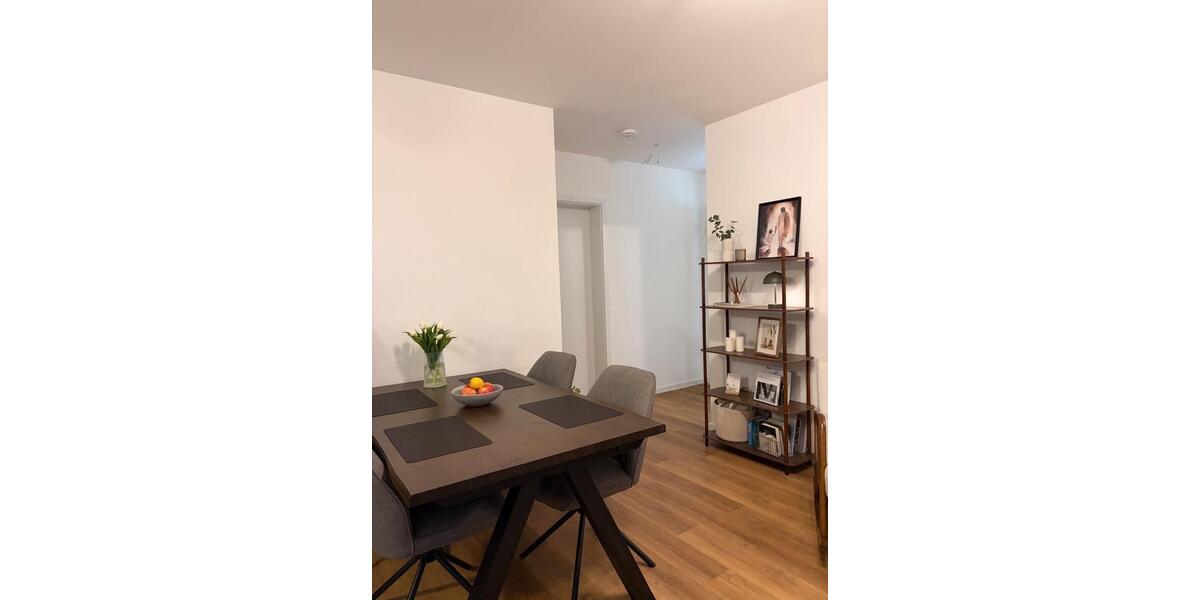 Etagenwohnung Blomberg - 2 Zimmer, 63 m&sup2;, 365&euro; | Angebot:25017084