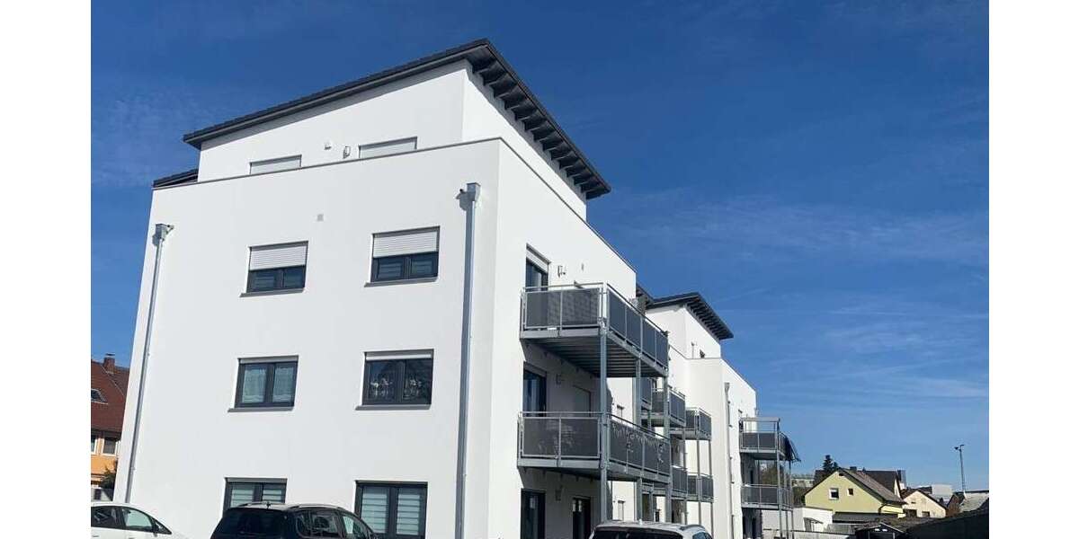 Etagenwohnung Schwandorf - 4 Zimmer, 106 m&sup2;, 1.100&euro; | Angebot:24408516