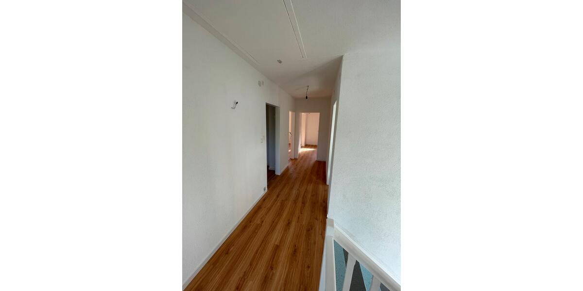 Dachgeschoßwohnung Bad Nauheim - 2 Zimmer, 80 m&sup2;, 750&euro; | Angebot:26254488