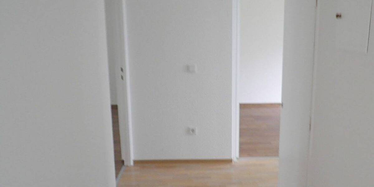 Etagenwohnung Bielefeld Innenstadt - 3 Zimmer, 76 m&sup2;, 680&euro; | Angebot:26105537