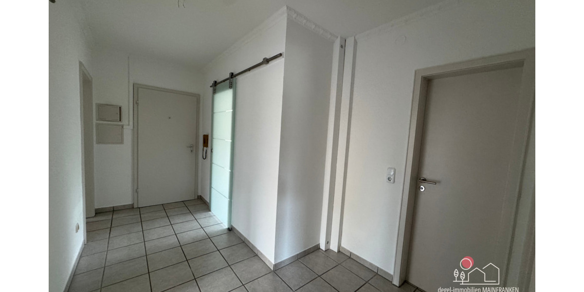 Etagenwohnung Schweinfurt Nordwestlicher Stadtteil - 4 Zimmer, 84 m&sup2;, 820&euro; | Angebot:26344103
