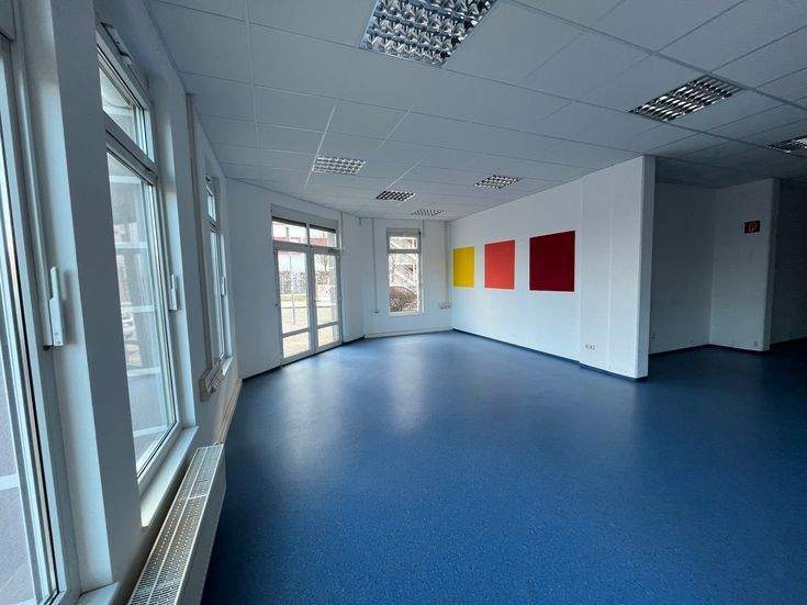 Gewerbeobjekt Nürnberg Gibitzenhof - 3 Zimmer, 152 m&sup2;, 1.520&euro; | Angebot:25037935