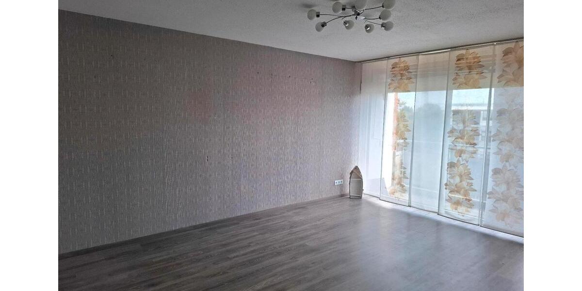 Dachgeschoßwohnung Gütersloh - 3.5 Zimmer, 88 m&sup2;, 1.100&euro; | Angebot:24819790