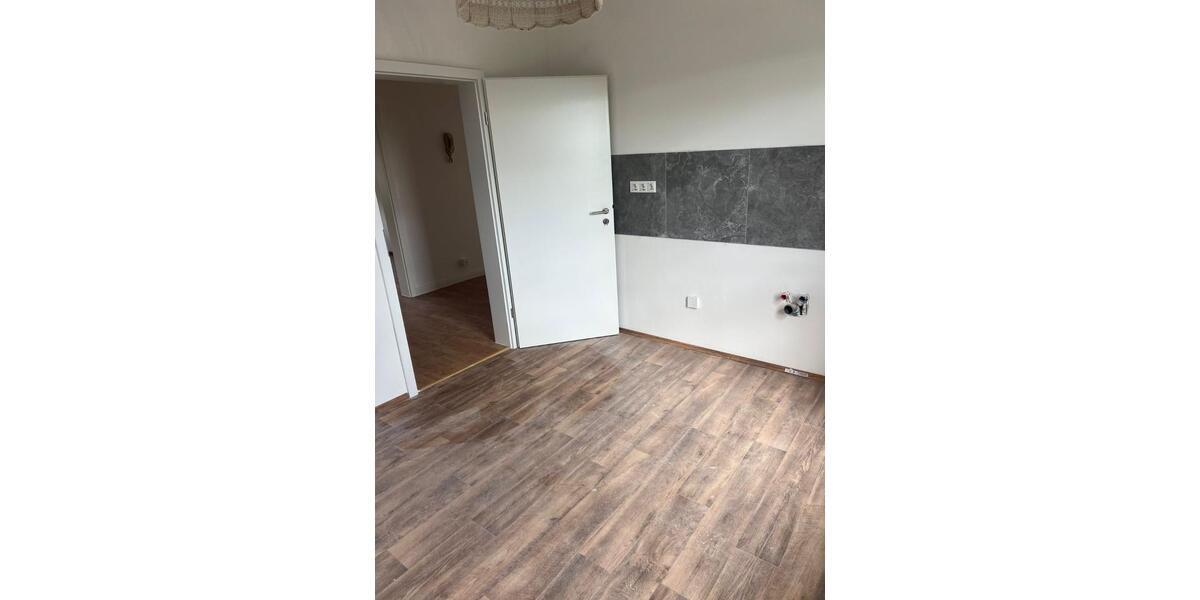 Etagenwohnung Lügde - 3 Zimmer, 83 m&sup2;, 650&euro; | Angebot:22254470