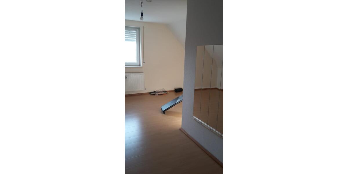 Dachgeschoßwohnung Ornbau - 4 Zimmer, 90 m&sup2;, 720&euro; | Angebot:25323903