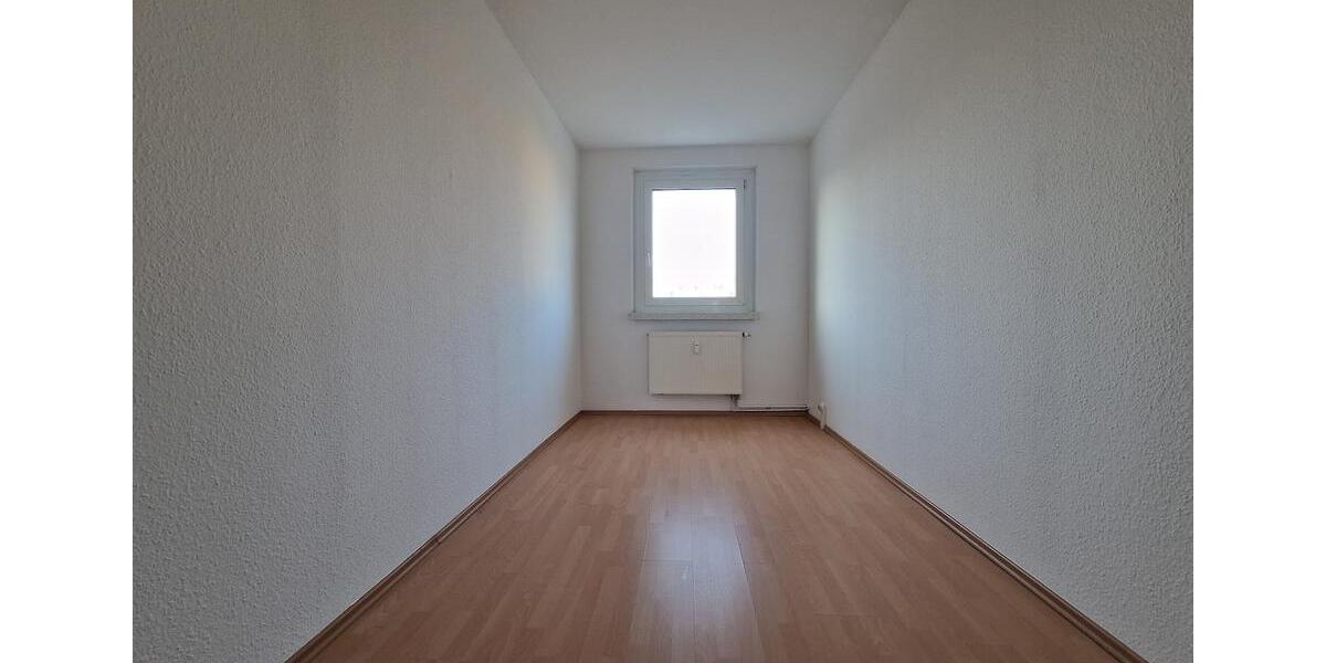 Etagenwohnung Hettstedt - 4 Zimmer, 70 m&sup2;, 330&euro; | Angebot:25366013