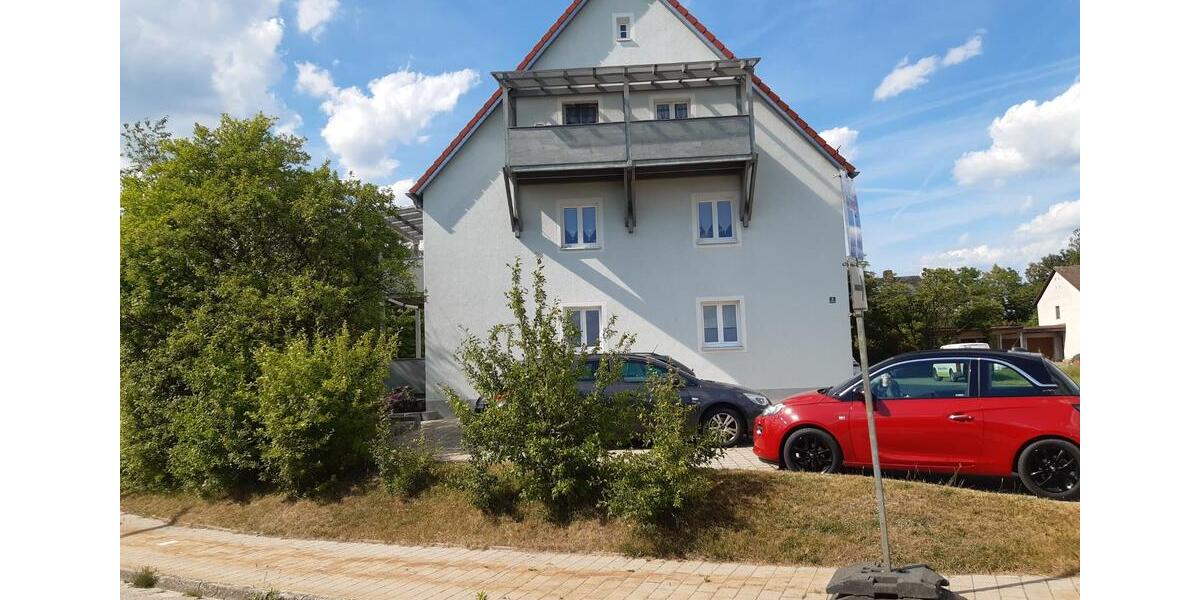 Etagenwohnung Speichersdorf - 2 Zimmer, 72 m&sup2;, 665&euro; | Angebot:25107075
