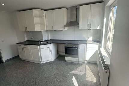 Wohnung Elmshorn - 2.5 Zimmer, 90 m&sup2;, 850&euro; | Angebot:27278643