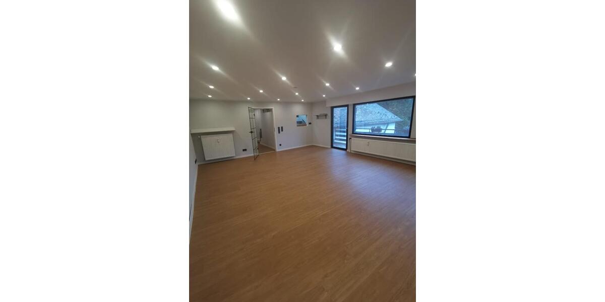 Dachgeschoßwohnung Manderscheid - 2 Zimmer, 75 m&sup2;, 675&euro; | Angebot:25841259