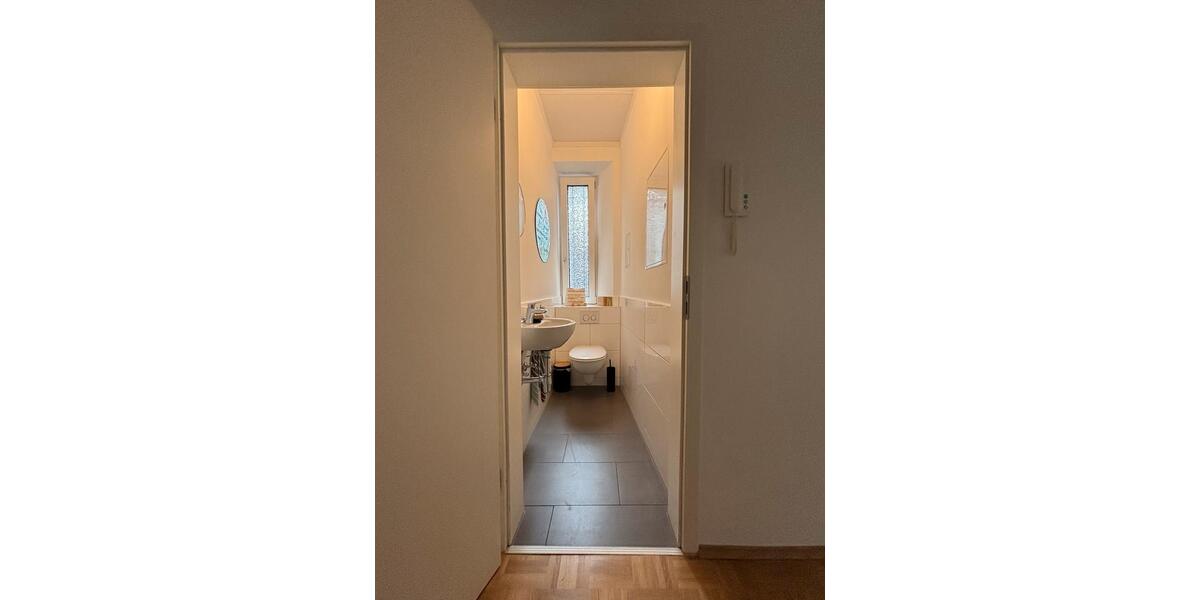Erdgeschoßwohnung Wiesbaden - 3 Zimmer, 81 m&sup2;, 1.600&euro; | Angebot:24864129