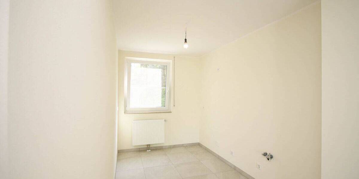 Reihenmittelhaus Meerbusch Strümp - 3 Zimmer, 125 m&sup2;, 1.750&euro; | Angebot:23957242