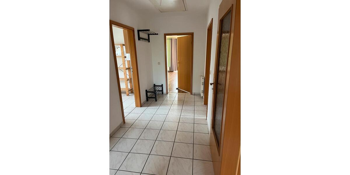 Dachgeschoßwohnung Heide - 3 Zimmer, 82 m&sup2;, 850&euro; | Angebot:26598202