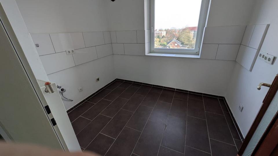 Etagenwohnung Bremerhaven Lehe - 3 Zimmer, 82 m&sup2;, 492&euro; | Angebot:24867688