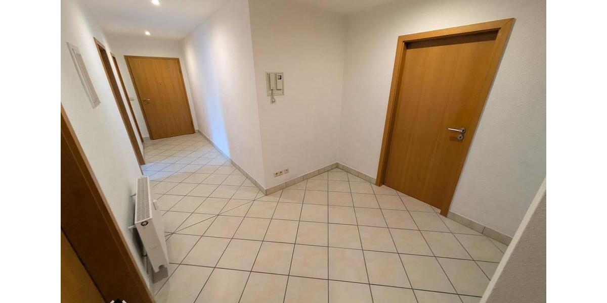 ++ charmante 4-Raum-Wohnung mit Balkon - nahe dem Zwickauer Zentrum, top angebunden ++ 4 zimmer