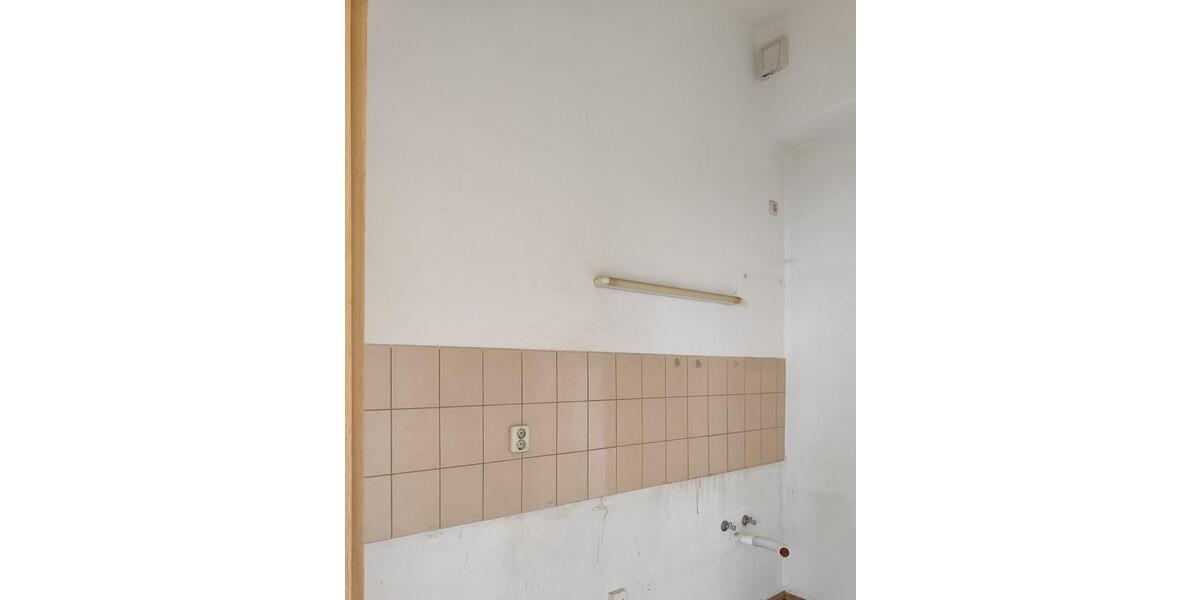 Etagenwohnung Roßwein - 2 Zimmer, 42 m&sup2;, 190&euro; | Angebot:26011096