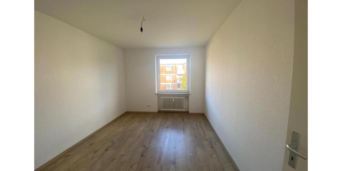 Etagenwohnung Bremervörde - 4 Zimmer, 90 m&sup2;, 649&euro; | Angebot:25167479