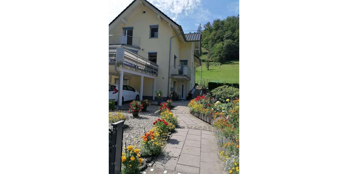 Etagenwohnung Wolfach - 2 Zimmer, 63 m&sup2;, 570&euro; | Angebot:27032827