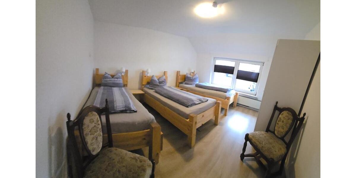 Wohnen auf Zeit Loxstedt - 6 Zimmer, 120 m&sup2;, 25&euro; | Angebot:26251463
