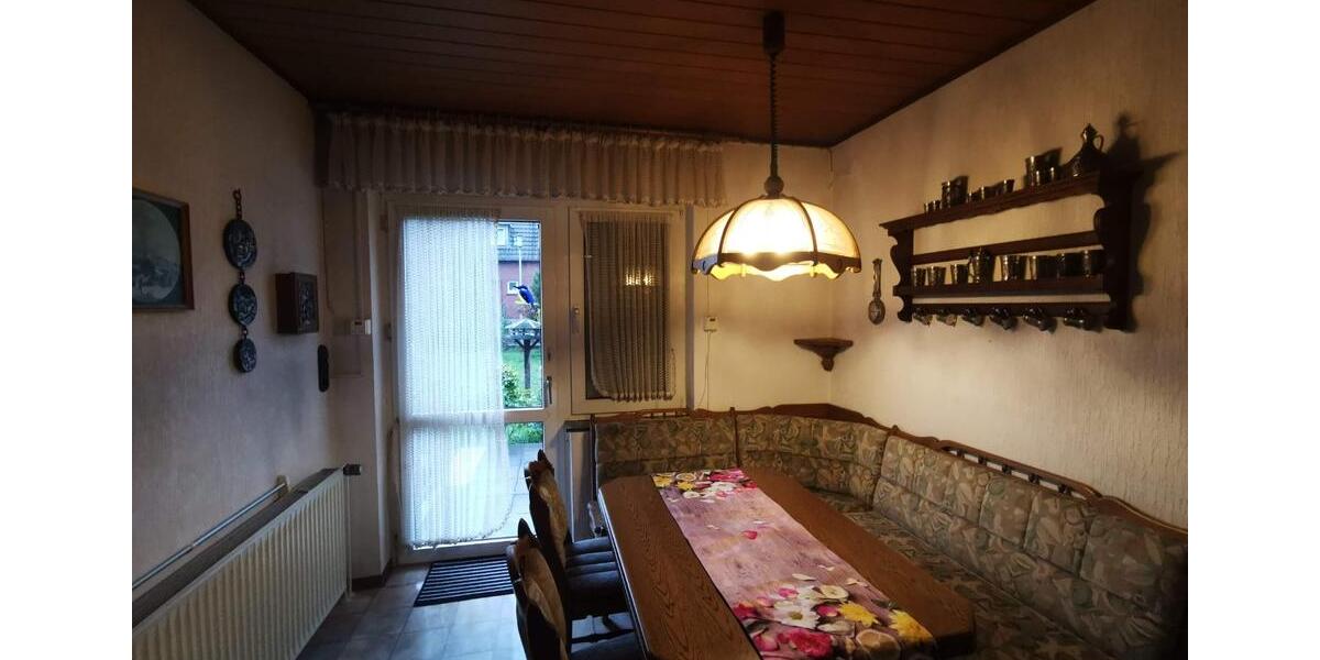 Wohnen auf Zeit Grevenbroich Neuenhausen - 8 Zimmer, 250 m&sup2;, 25&euro; | Angebot:25894365