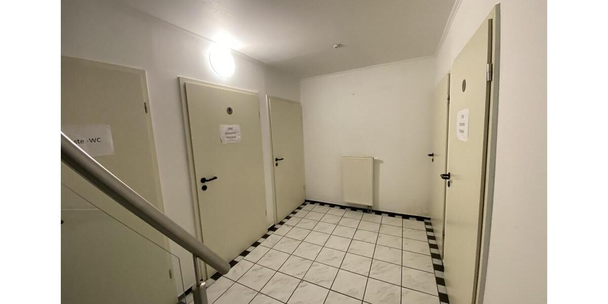 Repräsentative Galerie -oder Bürofläche mit ca. 80m², im historischen Stadtkern von Andernach zimmer