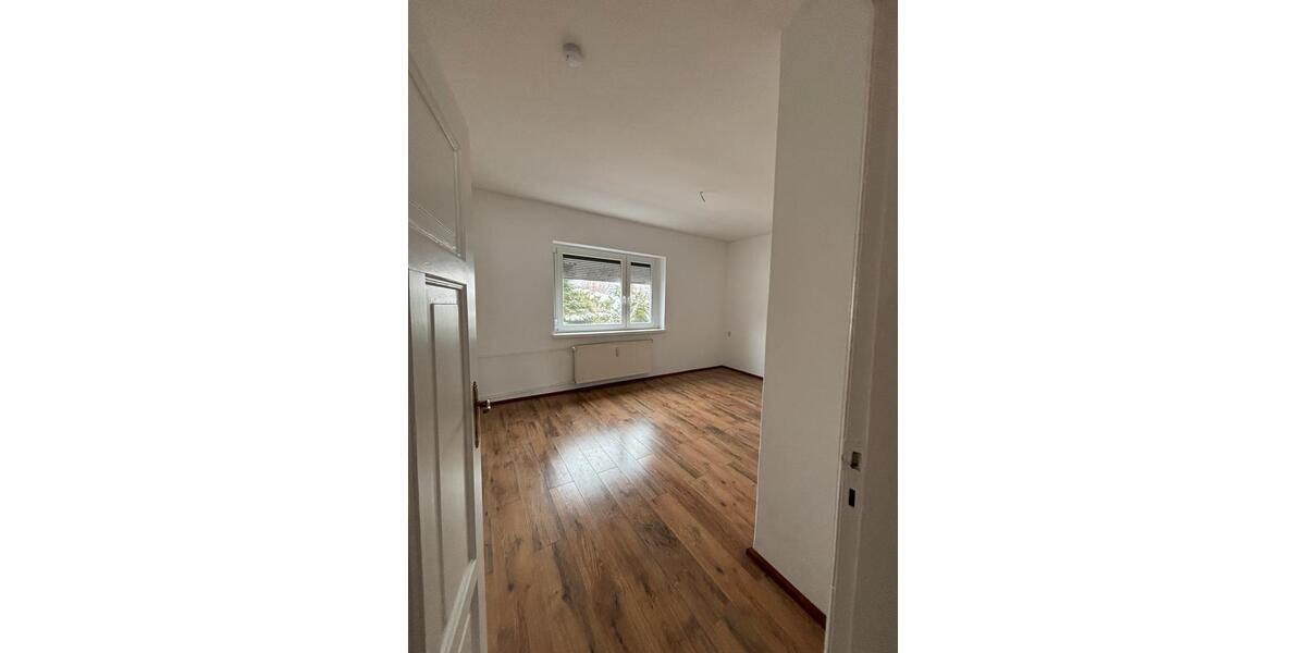 Etagenwohnung Thale - 3 Zimmer, 65 m&sup2;, 400&euro; | Angebot:25170116
