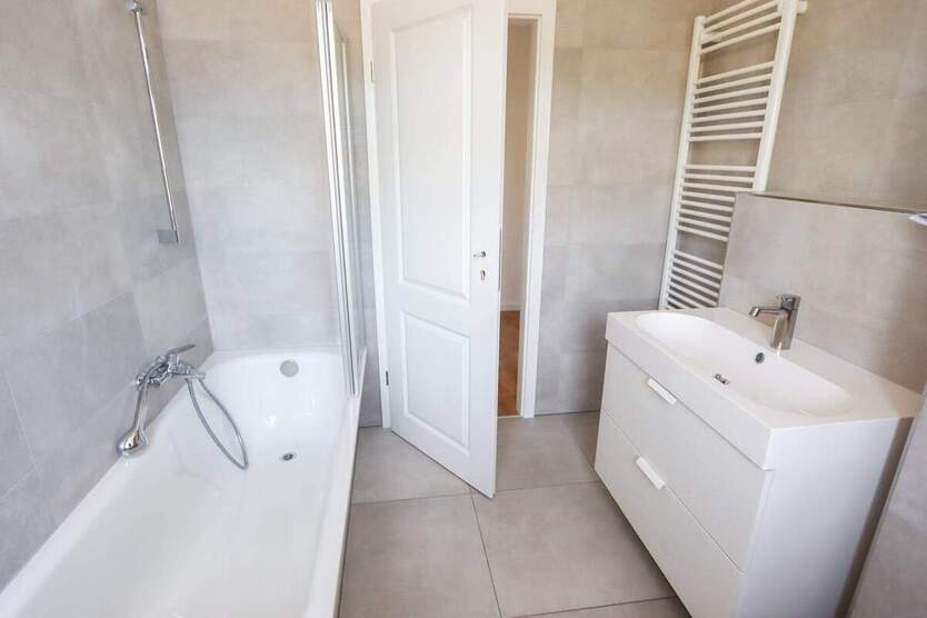 +++ Traumhafte 3-Raumwohnung mit EBK in der Radeberger Vorstadt +++ 3 zimmer