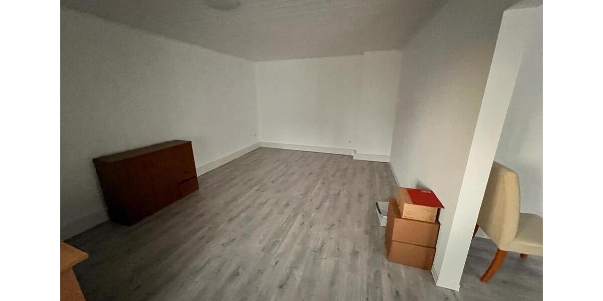 Etagenwohnung Schwalmstadt - 2 Zimmer, 80 m&sup2;, 600&euro; | Angebot:26552800