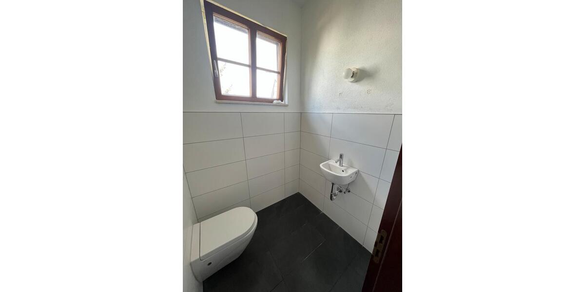 Etagenwohnung Ilsfeld - 4 Zimmer, 94 m&sup2;, 1.100&euro; | Angebot:24732670