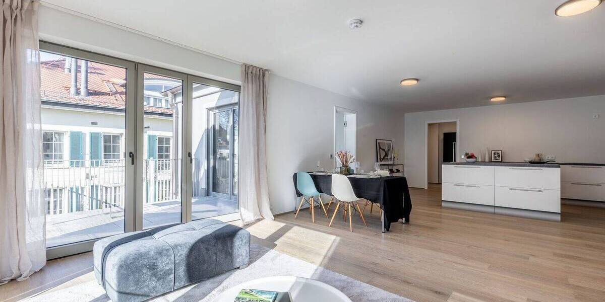 Teilmöblierte 4-Zimmer-Wohnung mit 2 Balkonen- NeubauErstbezug 4 zimmer