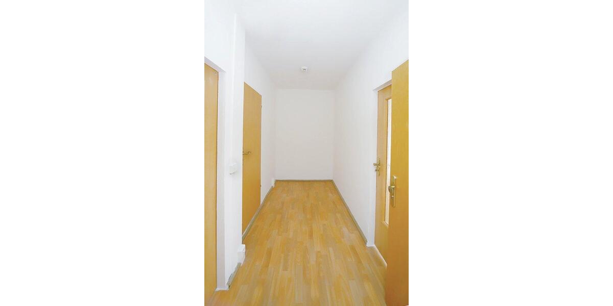 Etagenwohnung Eisleben (Lutherstadt) - 2 Zimmer, 56 m&sup2;, 287&euro; | Angebot:26087092