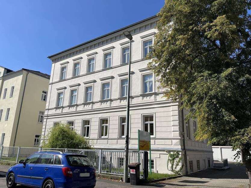 Büro in Freiberg 999 € 165.63 m²