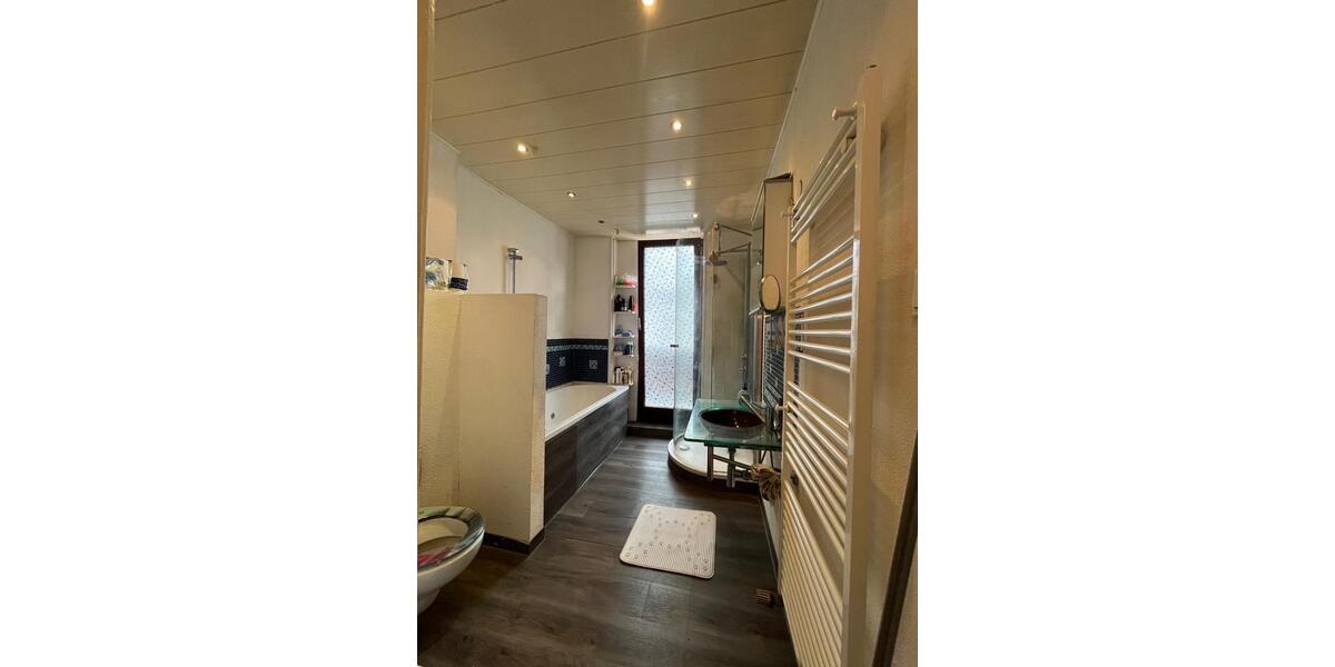 Etagenwohnung Bremen Burglesum - 5 Zimmer, 100 m&sup2;, 370&euro; | Angebot:25381742