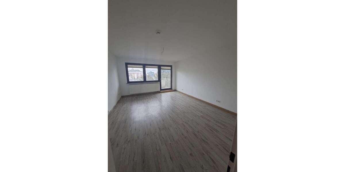 Etagenwohnung Würzburg Heuchelhof - 2 Zimmer, 67 m&sup2;, 850&euro; | Angebot:26308045