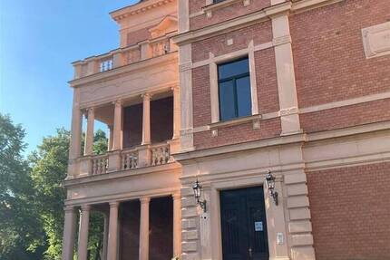 Großzügige Praxiseinheit mit 7 Räumen in bester Lage - 7 zimmer