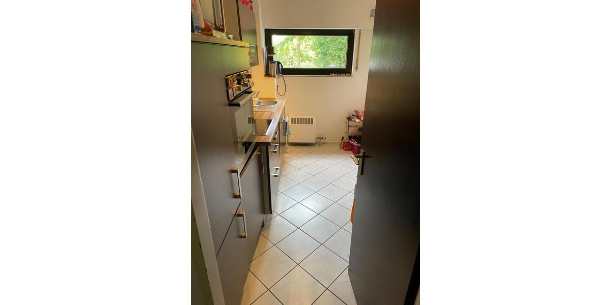 Helles WG-Zimmer mit guter Anbindung nach Köln 13 zimmer