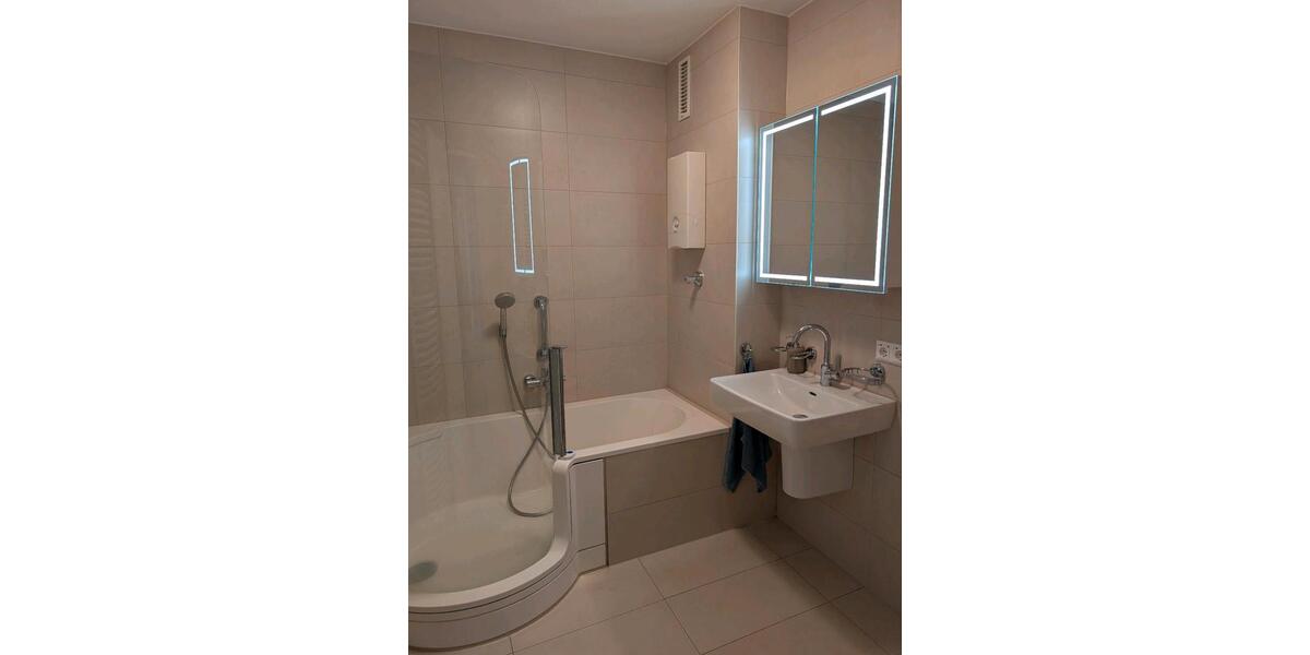 Wohnen auf Zeit Regensburg Das Dörnberg - 5 Zimmer, 108 m&sup2;, 1.960&euro; | Angebot:24921217