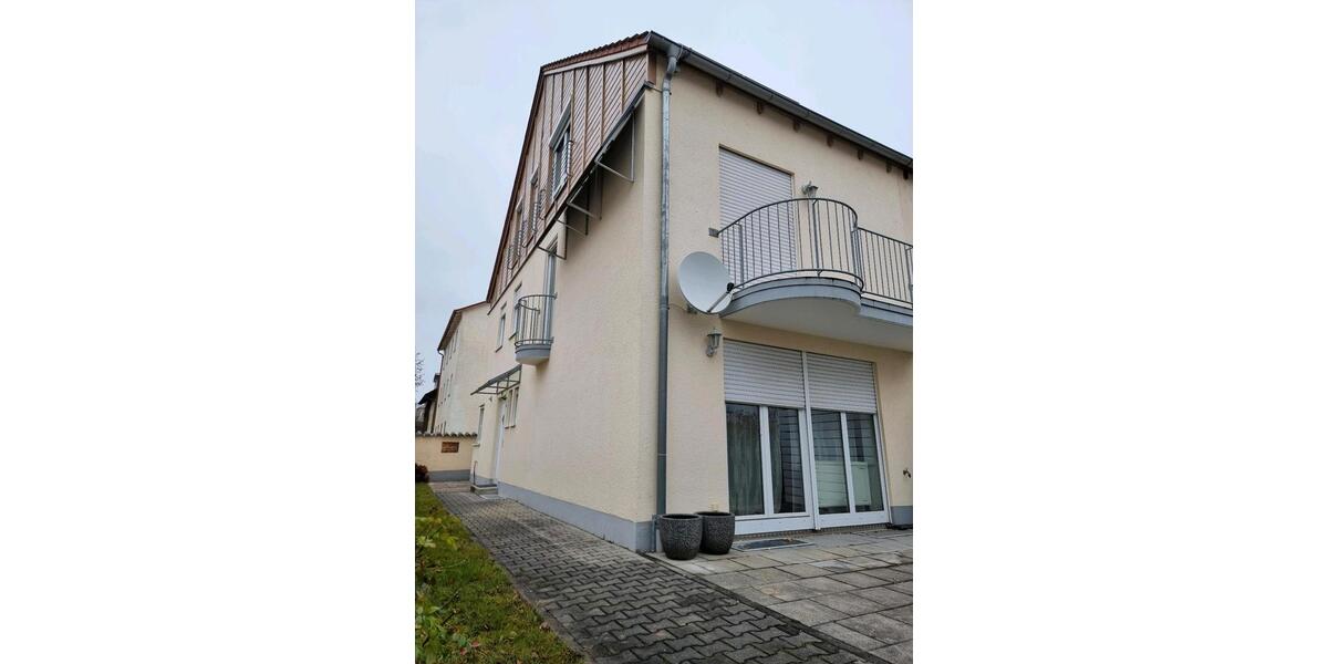 Doppelhaushälfte Straubing - 5 Zimmer, 128 m&sup2;, 1.190&euro; | Angebot:26237543