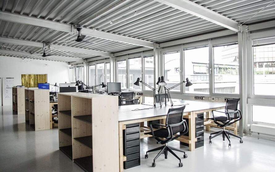 Tolle Arbeitsplätze in loftartigem Hinterhaus der Aachener Straße - All-in-Miete zimmer