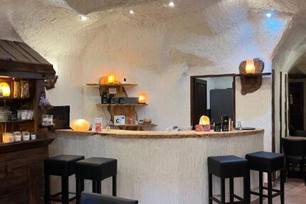 Pächter(in) für Weinbar, Café Musikpub oder gemütliches Bistro zimmer