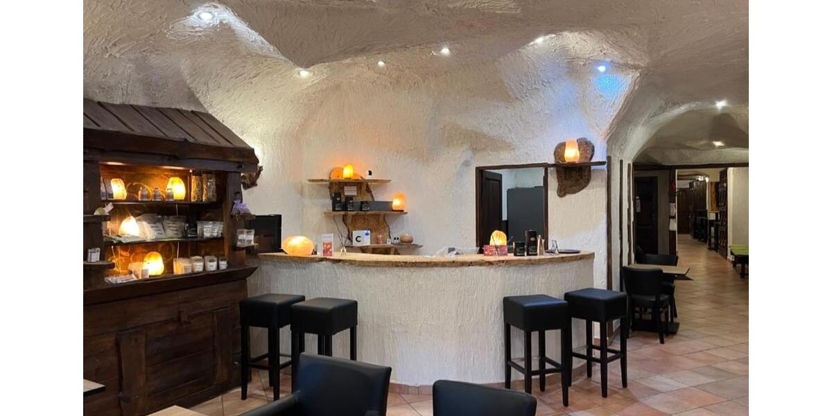 Pächter(in) für Weinbar, Café Musikpub oder gemütliches Bistro zimmer