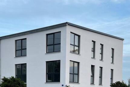 Wohnen auf Zeit Dingolfing - 8 Zimmer, 60 m&sup2;, 35&euro; | Angebot:26568174