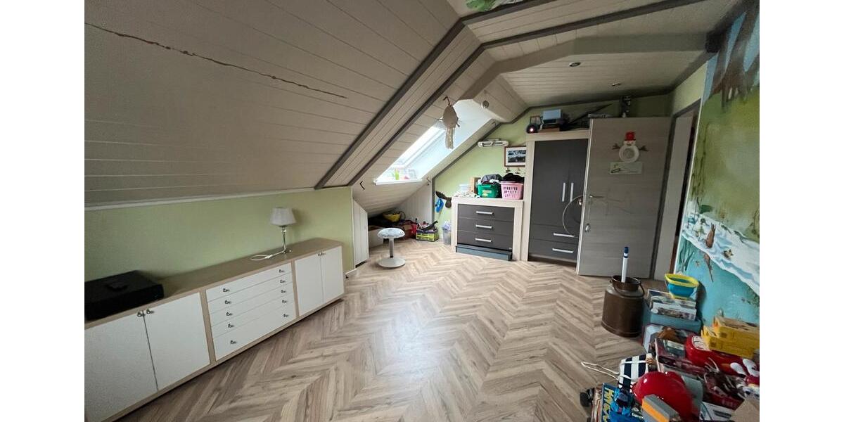 Dachgeschoßwohnung Augustdorf - 3 Zimmer, 69 m&sup2;, 950&euro; | Angebot:26372659