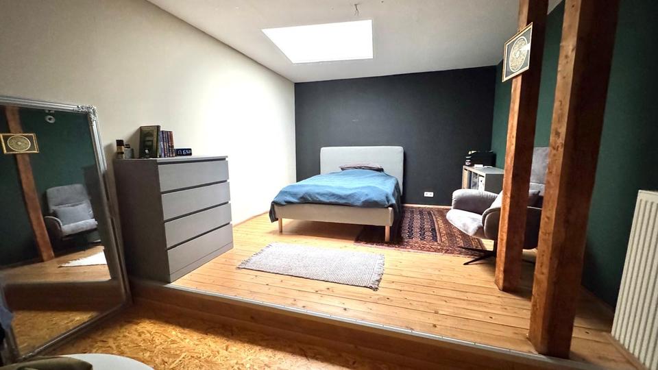 Dachgeschoßwohnung Bünde - 3 Zimmer, 122 m&sup2;, 850&euro; | Angebot:26603567