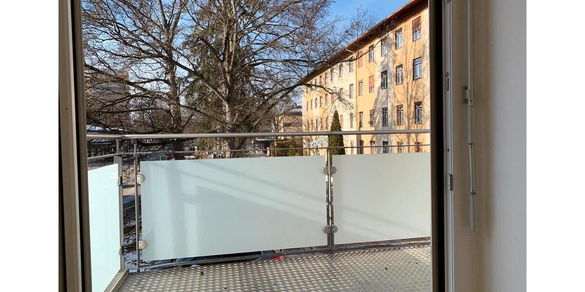 Etagenwohnung Geretsried - 3 Zimmer, 97 m&sup2;, 1.450&euro; | Angebot:24803138