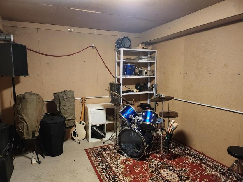 Probenraum an interessierte Musiker zu vermieten. zimmer