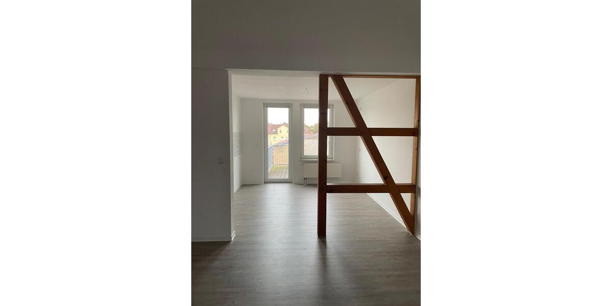 Dachgeschoßwohnung Weimar - 2 Zimmer, 76 m&sup2;, 798&euro; | Angebot:26496282