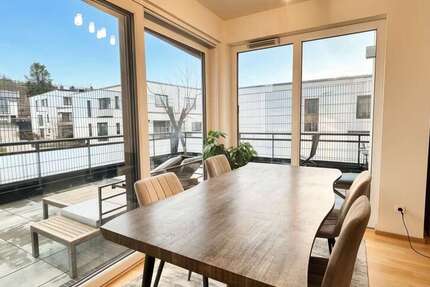 Wohnung zum Mieten in Würzburg 1.370 € 82.07 m² 2 zimmer